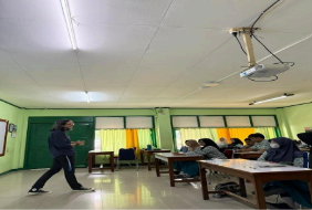 Menyemai Benih Inovasi: Kisah BINUS Management Menginspirasi Wirausahawan Muda di Bekasi