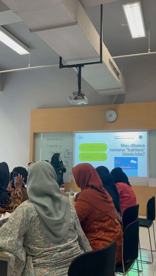 Mengelola Keuangan, Langkah Perempuan UMKM Menuju Kemandirian Ekonomi